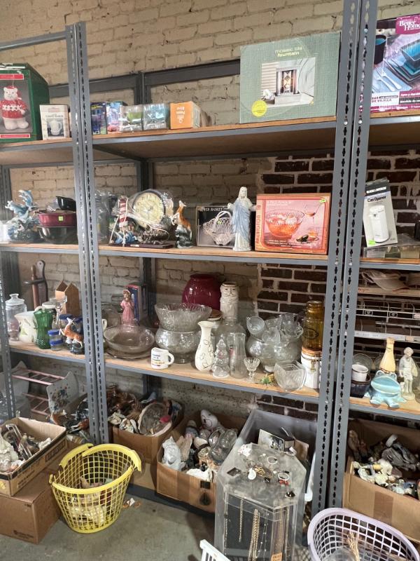 Sale Photo Thumbnail #110