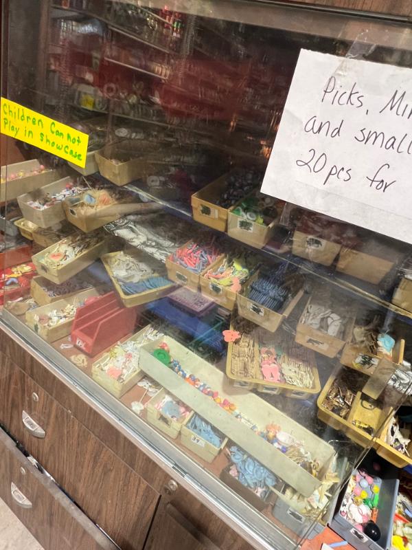 Sale Photo Thumbnail #118