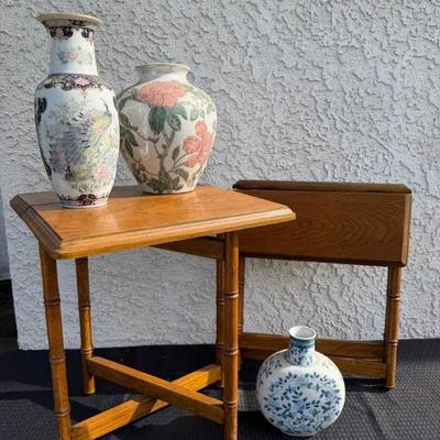 St1024 vintage folding wooden accent tables