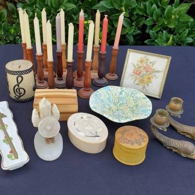 St1020 vintage wood candlesticks and more