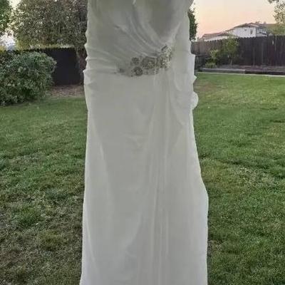 St1161 20w alfred angelo wedding dress