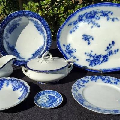 St1112v antique blue and white china