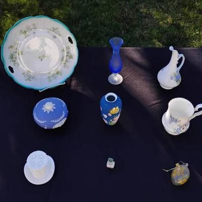 St1063 vintage floral vases more