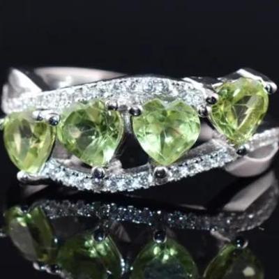 Heart Peridot Natural Unheated Sterling Silver Line Ring - VVS to IF