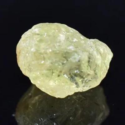 3.2 Carat Natural Unheated Rough Grossular Garnet