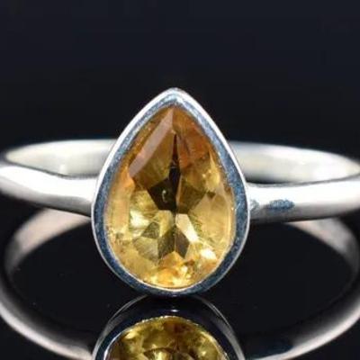 1 Carat Pear Citrine Natural Unheated Sterling Silver Ring - VVS to IF