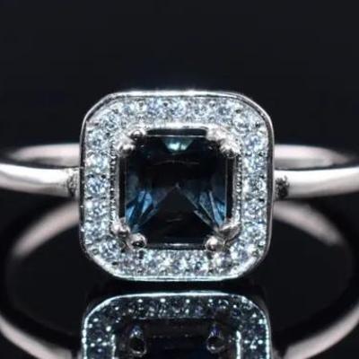 Square London Blue Topaz Natural Sterling Silver Ring - VVS to IF