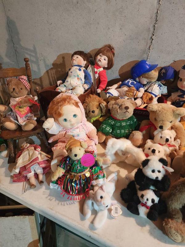 Sale Photo Thumbnail #106