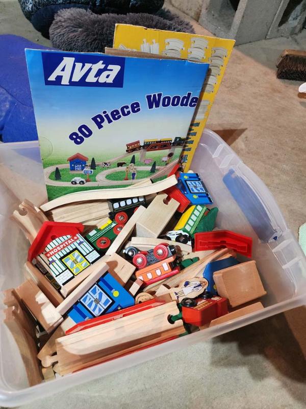 Sale Photo Thumbnail #113