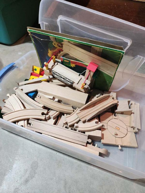 Sale Photo Thumbnail #112