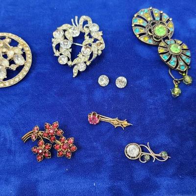 Gold And Silver Toned Vintage Brooches & Pendant