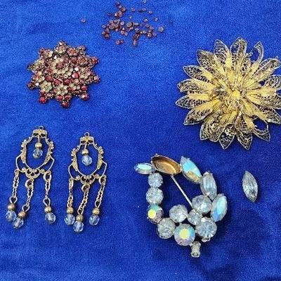 Jewelry - Odds And Ends - Broken Or Missing Pieces #2