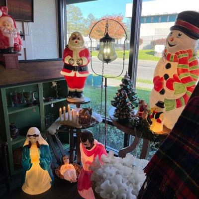 Sale Photo Thumbnail #48