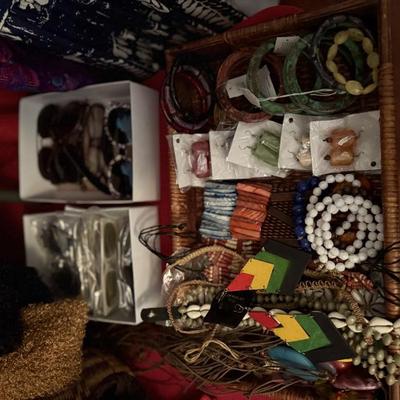 Sale Photo Thumbnail #125