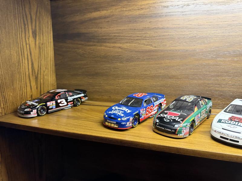 Sale Photo Thumbnail #25