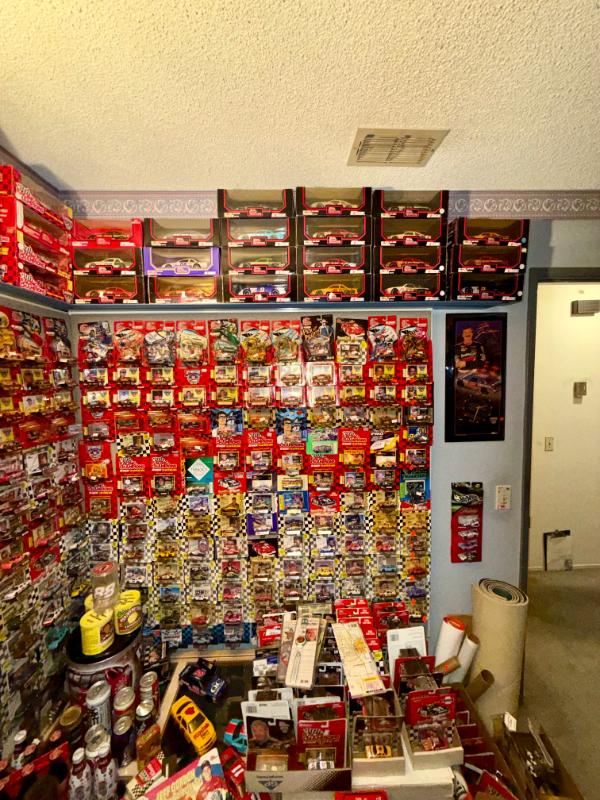 Sale Photo Thumbnail #12