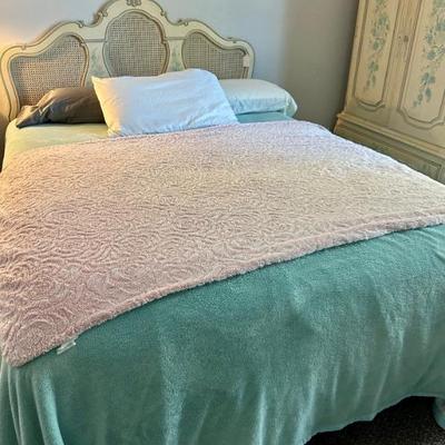 Sale Photo Thumbnail #9