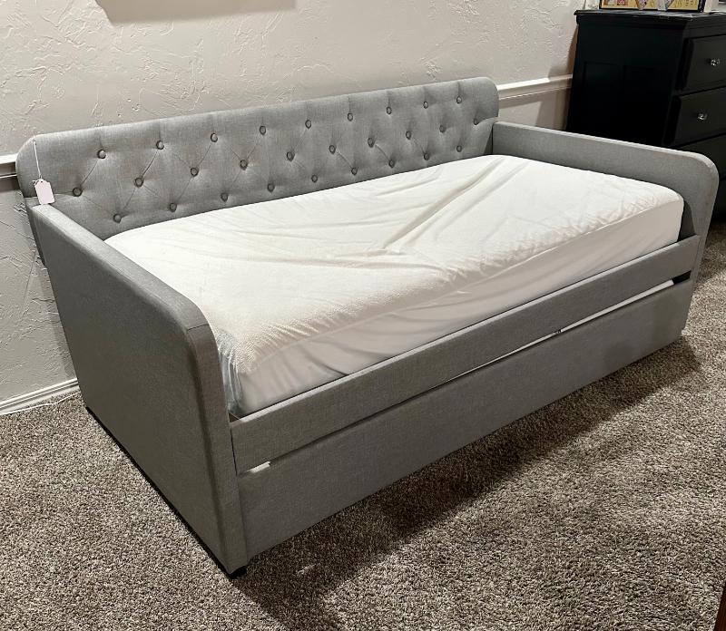 Sale Photo Thumbnail #26