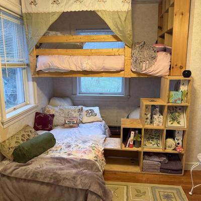 Sale Photo Thumbnail #80