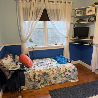 Sale Photo Thumbnail #77