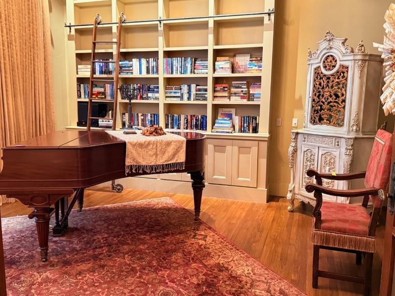 Sale Photo Thumbnail #9