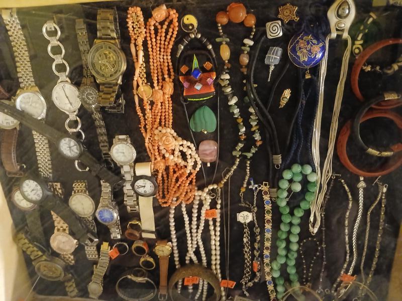 Sale Photo Thumbnail #10