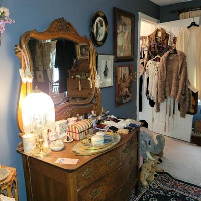 Sale Photo Thumbnail #386