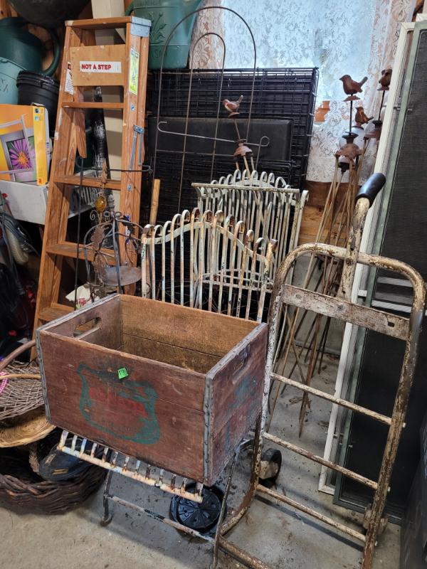 Sale Photo Thumbnail #818