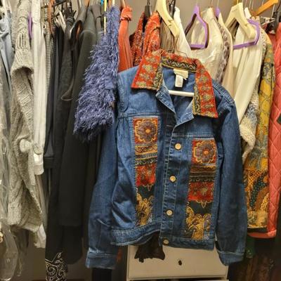 Sale Photo Thumbnail #505