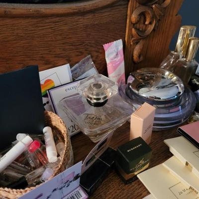 Sale Photo Thumbnail #401