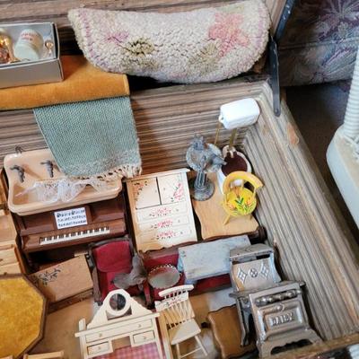 Sale Photo Thumbnail #368