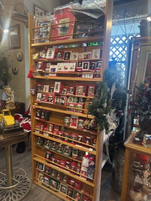 Sale Photo Thumbnail #74