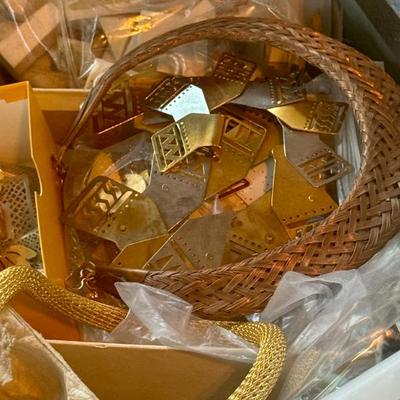 Sale Photo Thumbnail #36