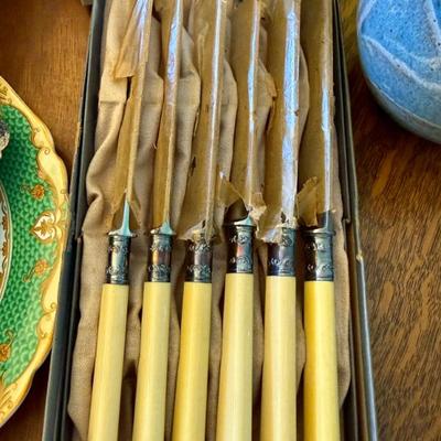 Sale Photo Thumbnail #136