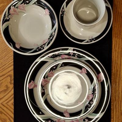 China Pearl Stoneware  SET 1
