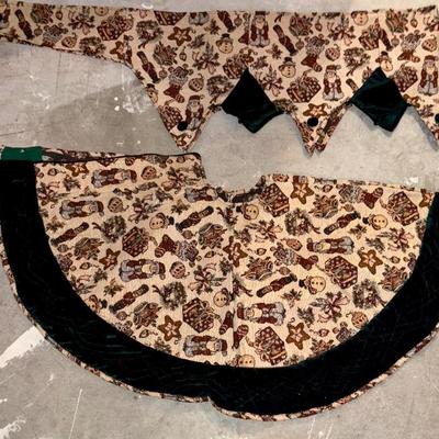 Fabulous Mantle Scarf & Matching Tree Skirt