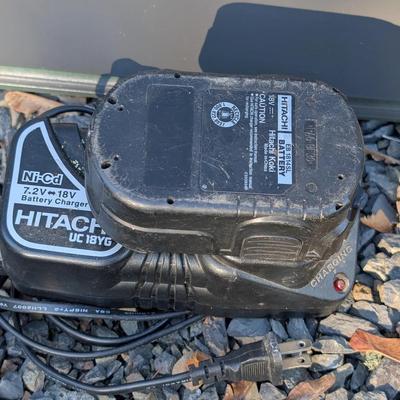 Hitachi UC18YG Ni-Cd Battery Charger with 18V Battery-Works