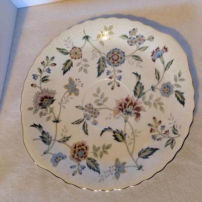 Andrea by Sadek Japan Porcelain Floral Plates – Lot of 2