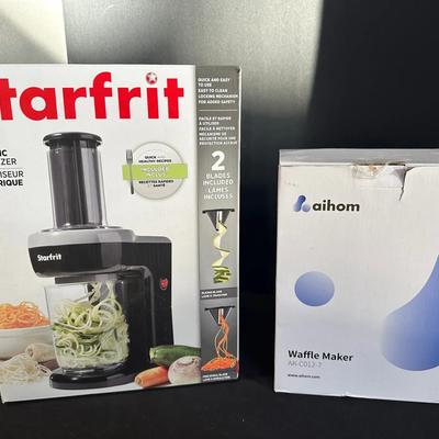 Starfrit Electric Spiralizer (New in Box) + Aihom Compact Waffle Maker (Red) NEW