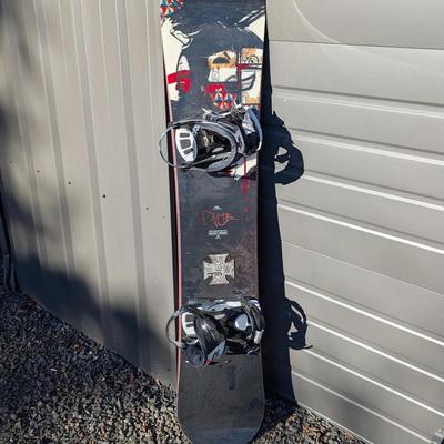 Ride Havoc Series 156cm Snowboard w/ Bindings – Used

