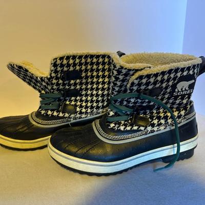 Sorel Women’s Winter Snow Boots – Houndstooth Pattern – Size 9.5 – Waterproof & Insulated