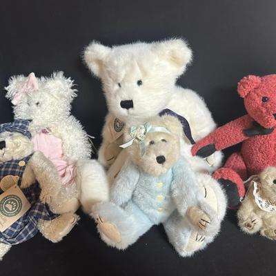 6 Vintage Boyds Bears – Archive Series, Bearwear, Limited Editions – Beautiful Collection!