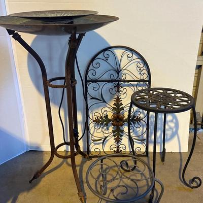 Metal Garden Décor Pieces – Plant Stands & Copper Fountain Bowl