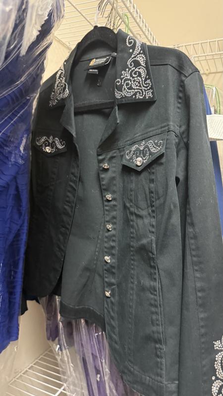 Sale Photo Thumbnail #116