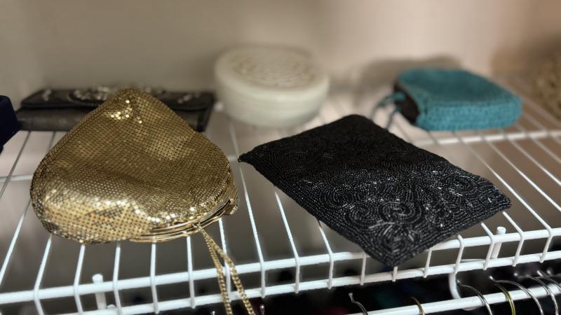 Sale Photo Thumbnail #105