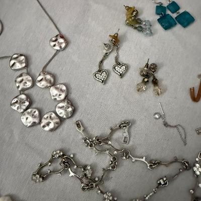 Sale Photo Thumbnail #345