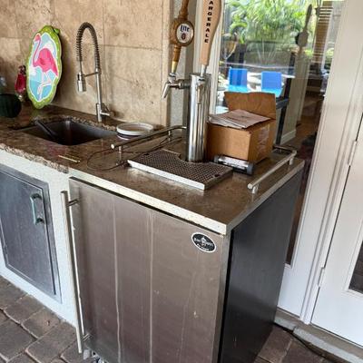 Sale Photo Thumbnail #591