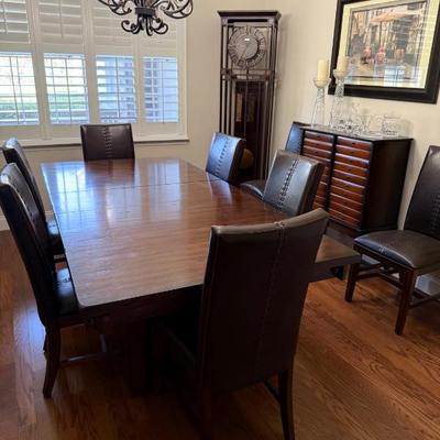 Sale Photo Thumbnail #371