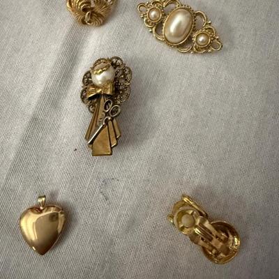 Sale Photo Thumbnail #355