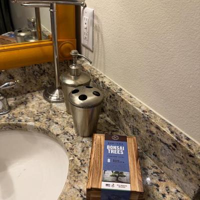 Sale Photo Thumbnail #448